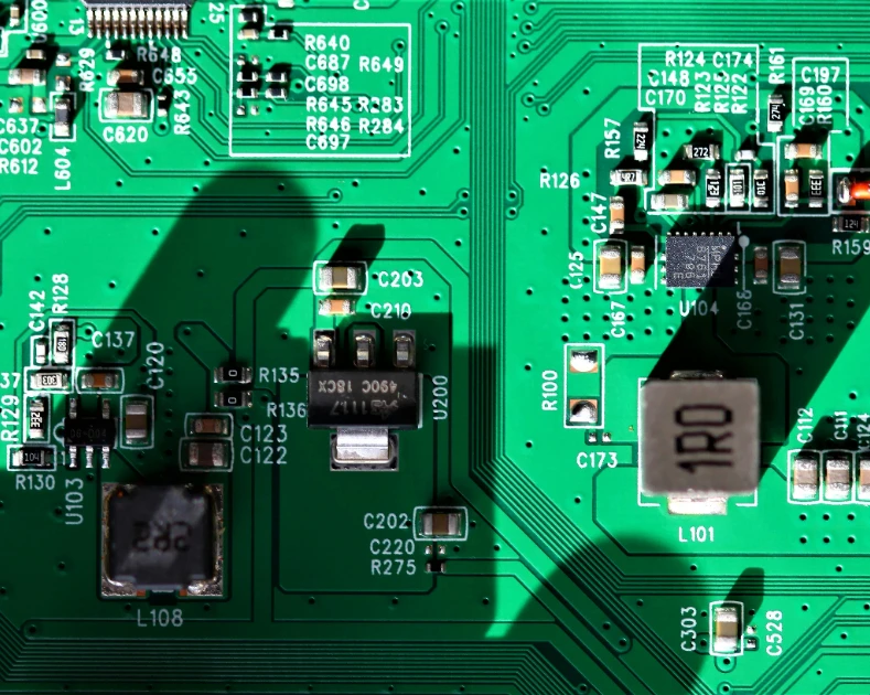 10 Questions to Ask Before Choosing a PCBA Supplier