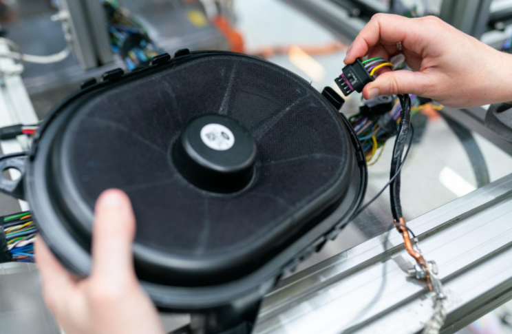 Why One-Stop PCB Assembly Is Better for Supply Chain Stability