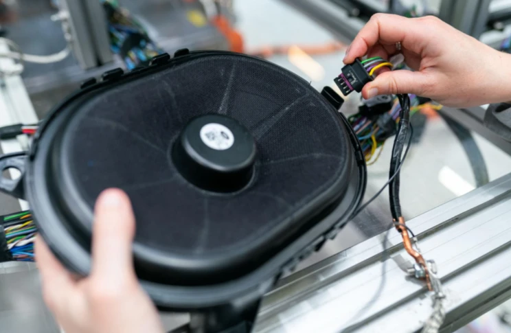 Why One-Stop PCB Assembly Is Better for Supply Chain Stability